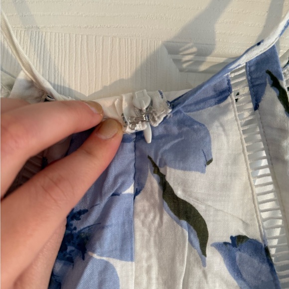 Lulu's Zahara Blue and White Floral Print Midi Dress - NWT! - Picture 3 of 14